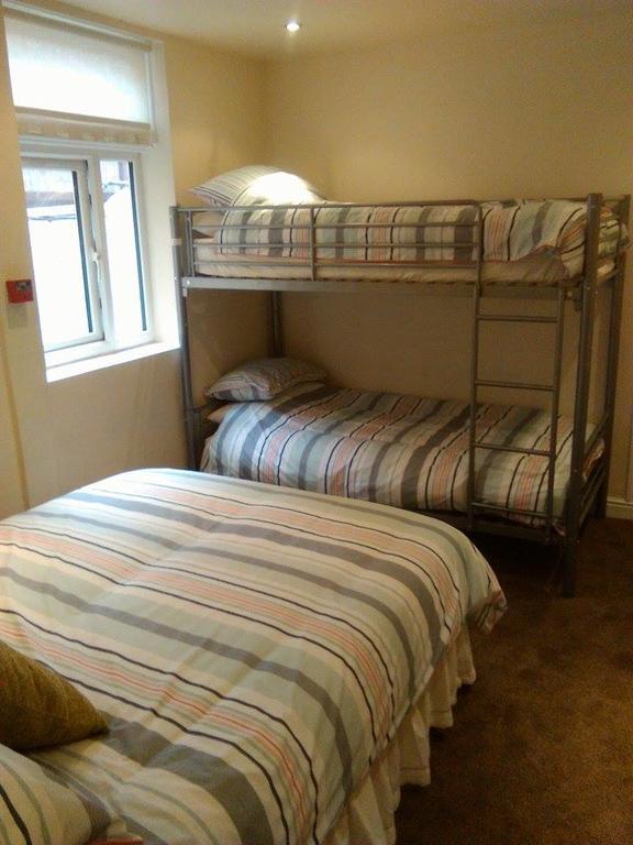 Columbus Holiday Flats Скарборо Экстерьер фото